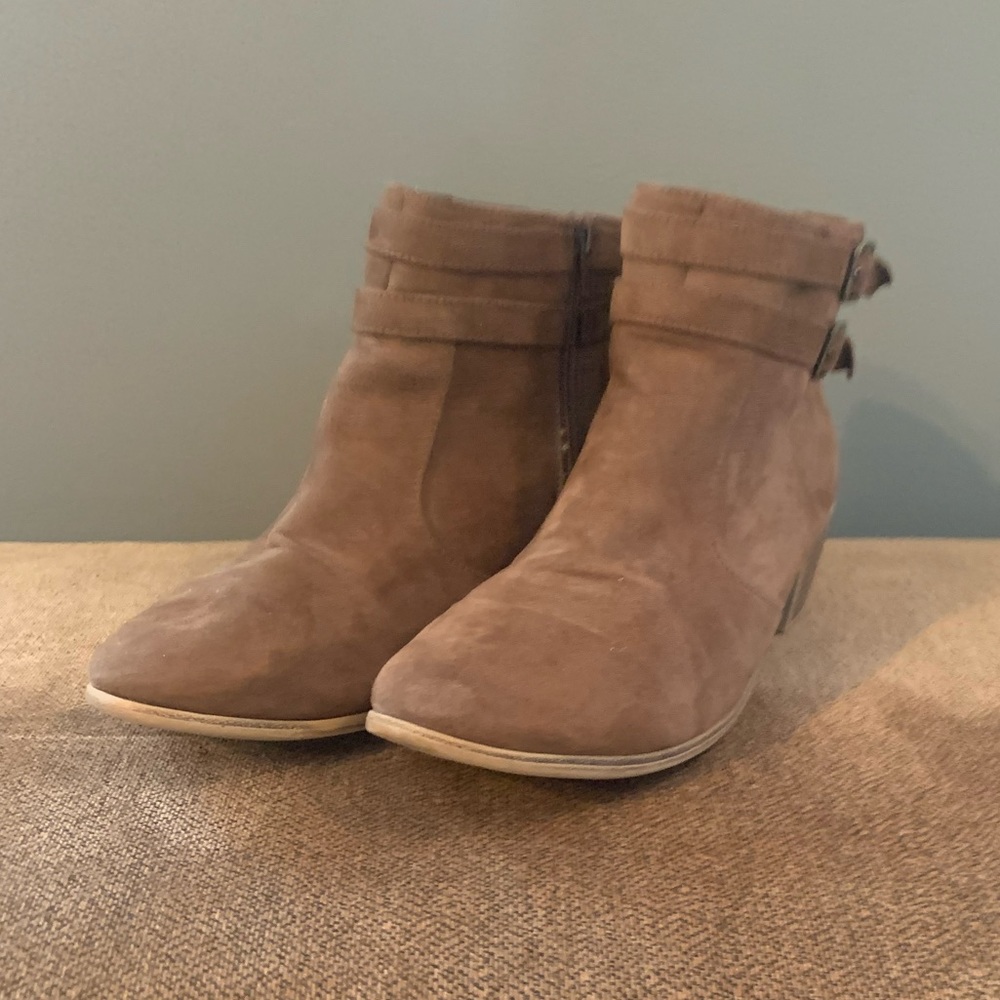 Wide Width American Eagle (Payless) Boots